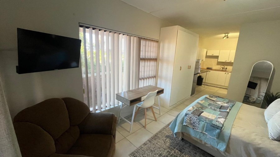 5 Bedroom Property for Sale in Wavecrest Eastern Cape